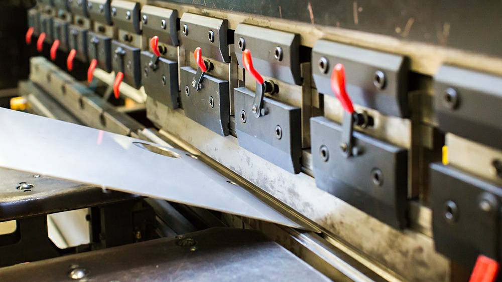 制作钣金加工项目都有哪些基础设备？-九游体育娱乐最新网站-九游(中国)